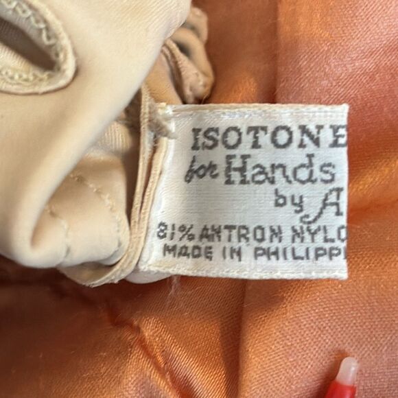 Vintage Isotoner for Hands Beautiful by Aris light tan driving gloves - Picture 6 of 7